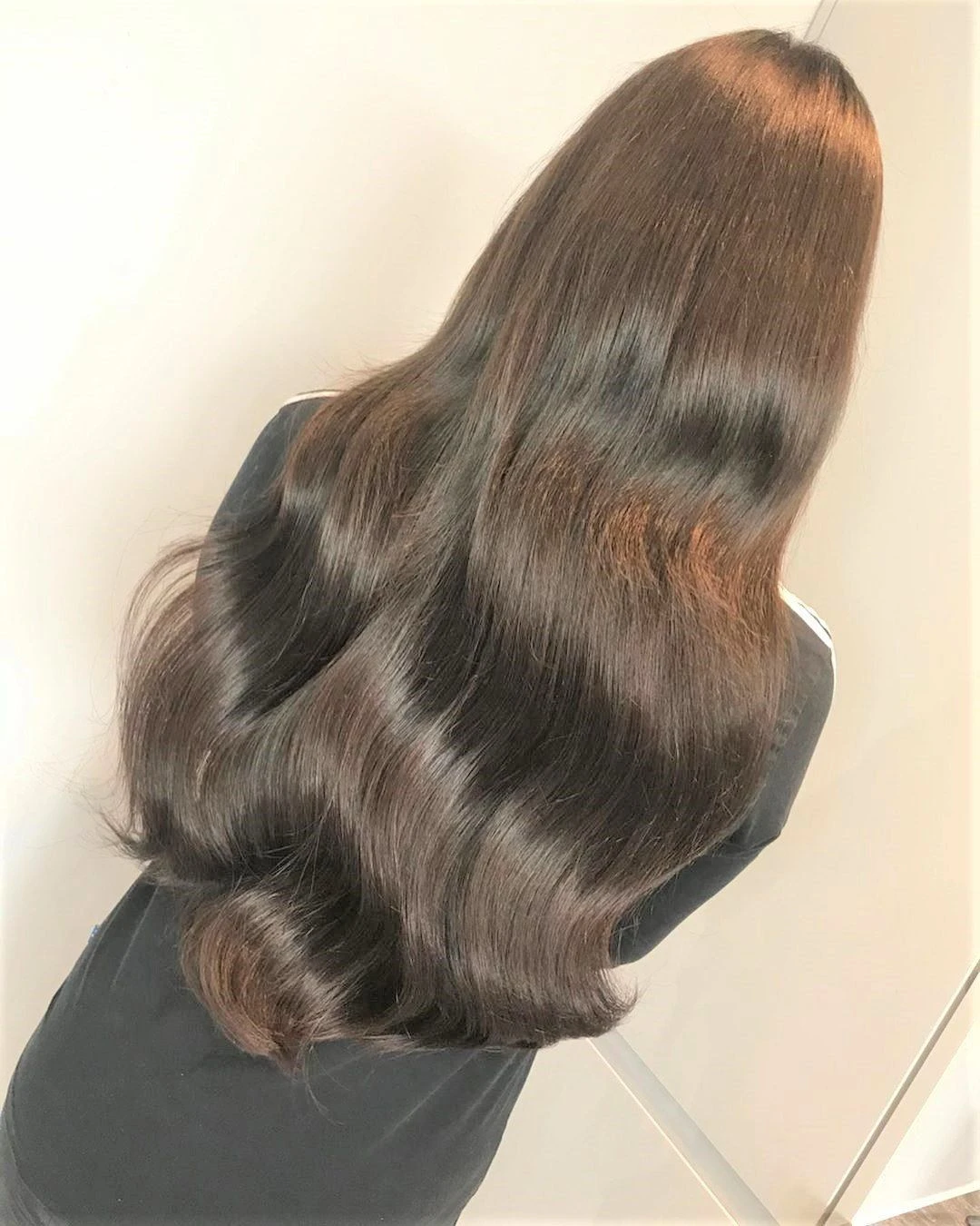 Medium Brown (#4) Tape In Hair Extensions - Image 3